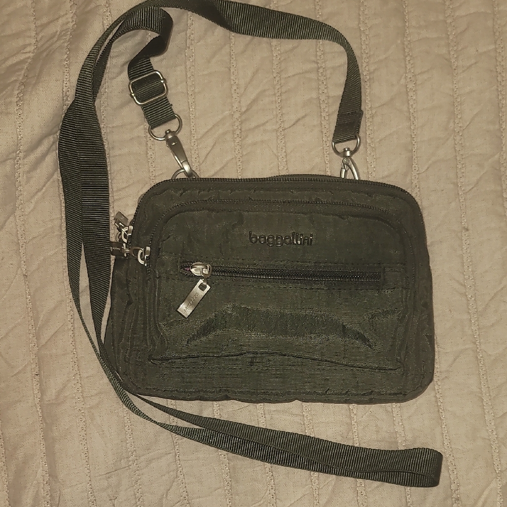 Baggallini Olive Crossbody Bag